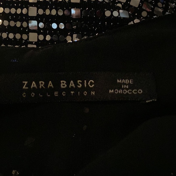Zara Beautiful shimmering sexy halter top with tie around neck - Picture 11 of 12